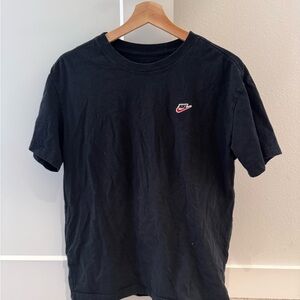 Women's Nike Black Essential T-Shirt - S
